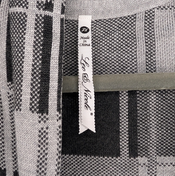 Leo & Nicole Plaid Open Front Cardigan Sweater Gray Black Women’s 2X (Fits 1X) - Picture 5 of 8